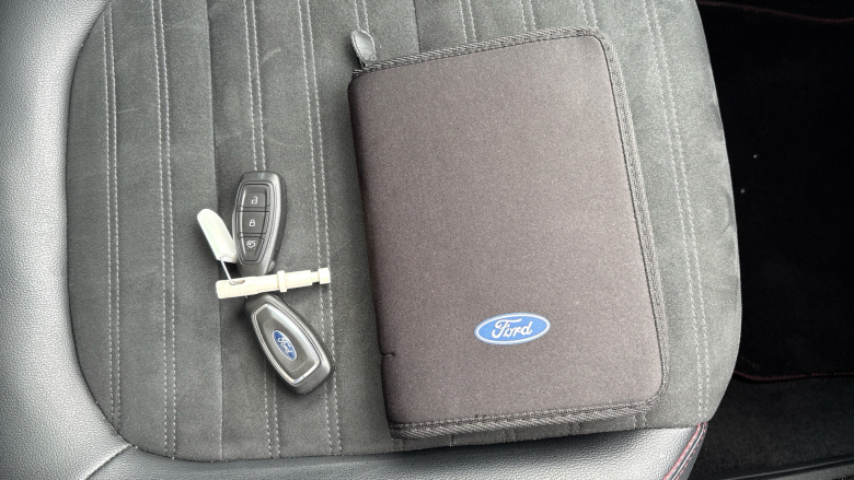 Ford Kuga 2.5 PHEV ST-Line X 5dr CVT Estate